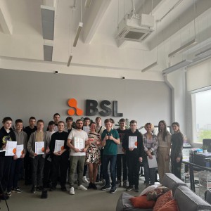 Наши резиденты проходят стажировку в IT-компании BSL - Школа программирования для детей, компьютерные курсы для школьников, начинающих и подростков - KIBERone г. Курганинск